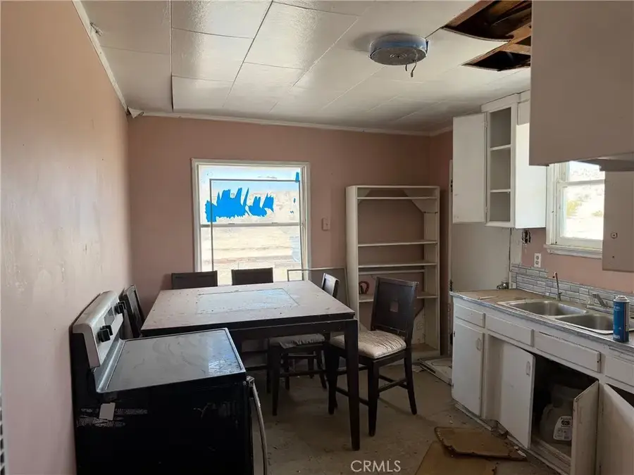 6316 Isleta Road, Twentynine Palms, CA 92277 - #3