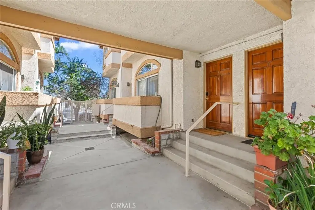 19932 Sherman Way #B, Winnetka, CA 91306 - #1