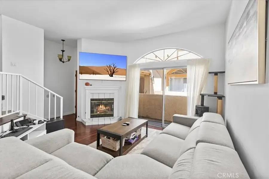 19932 Sherman Way #B, Winnetka, CA 91306 - #2