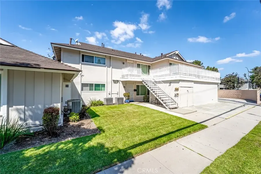 2601 W Juniper, Santa Ana, CA 92704 - #3