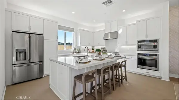26656 Solstice Lane, Valencia, CA 91381
