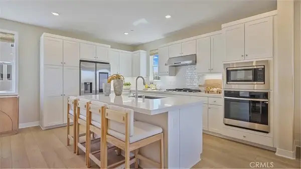 27574 Prarie Way, Valencia, CA 91381