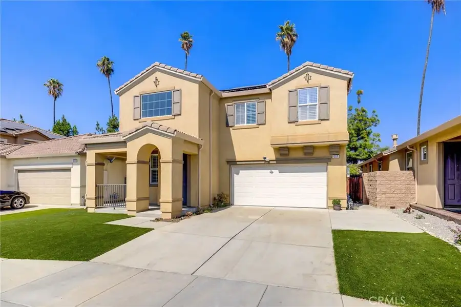 657 Garden Avenue, Pomona, CA 91767 - #2