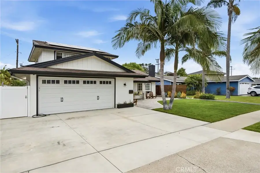 8021 Sunset Circle, Huntington Beach, CA 92646 - #2