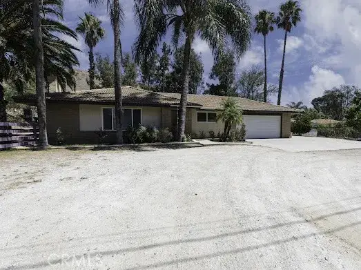 3703 Conning, Jurupa Valley, CA 92509