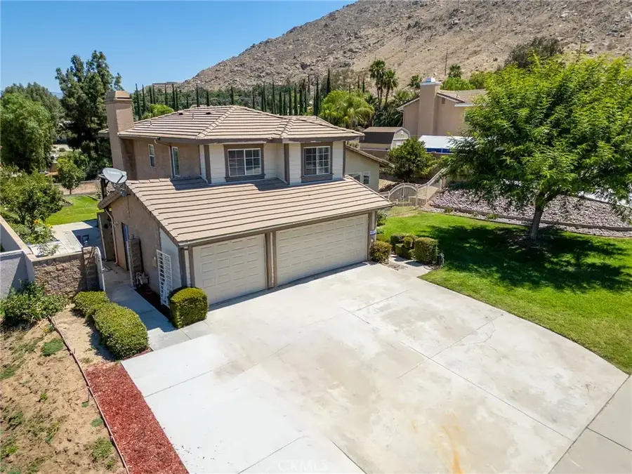 22800 Raven Way, Grand Terrace, CA 92313 - #2