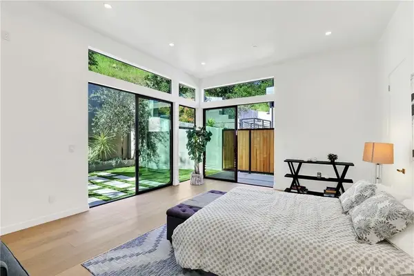 3949 Glenalbyn Drive, Los Angeles, CA 90065