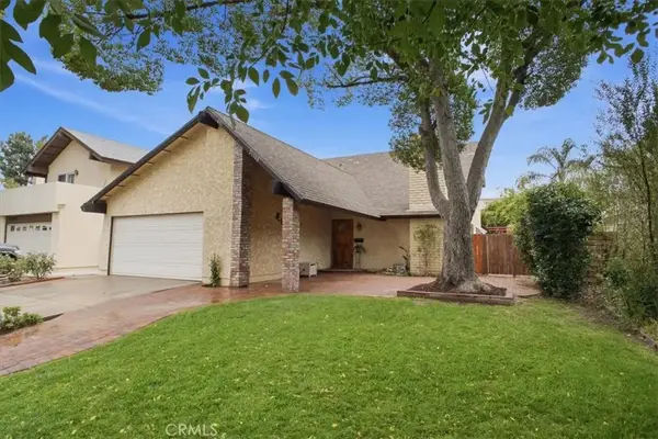 25348 Via Palacio, Valencia, CA 91355