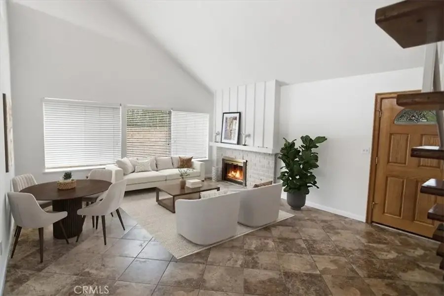 25348 Via Palacio, Valencia, CA 91355 - #3