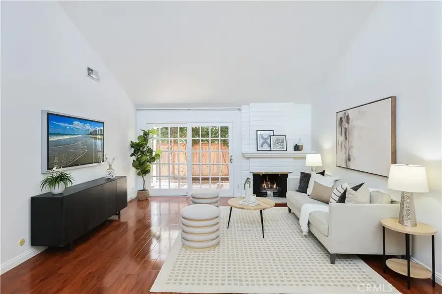 5282 Thorn Tree, Irvine, CA 92612 - #3