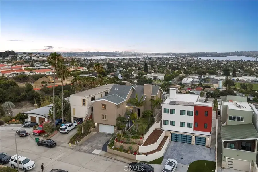 1269 Van Nuys, San Diego, CA 92109 - #3