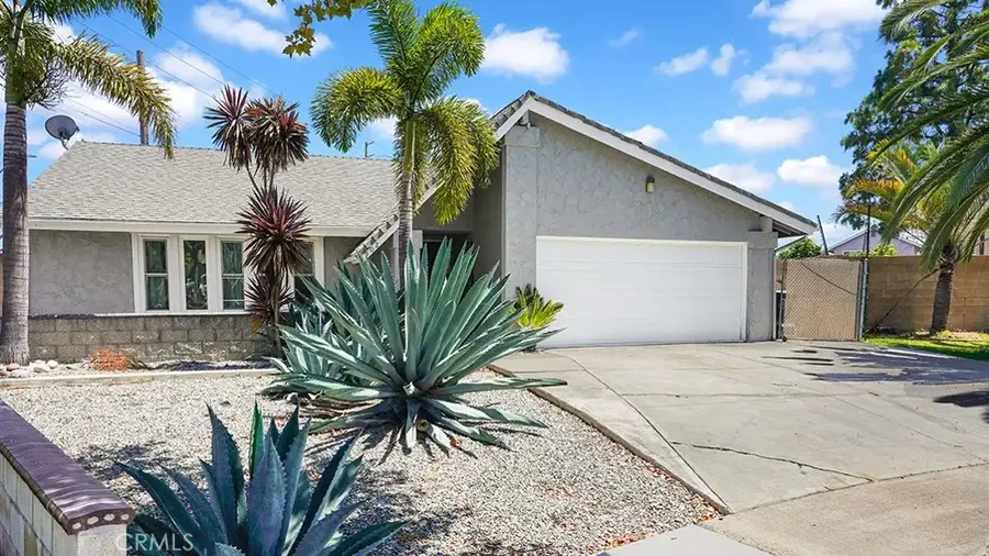 902 W Alpine, Santa Ana, CA 92707 - #2
