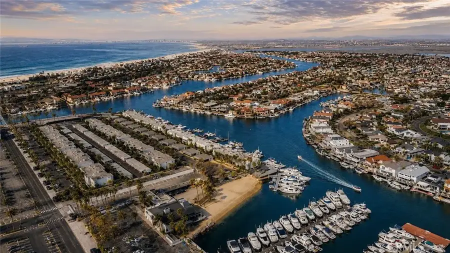4167 Warner Avenue #105, Huntington Beach, CA 92649 - #2