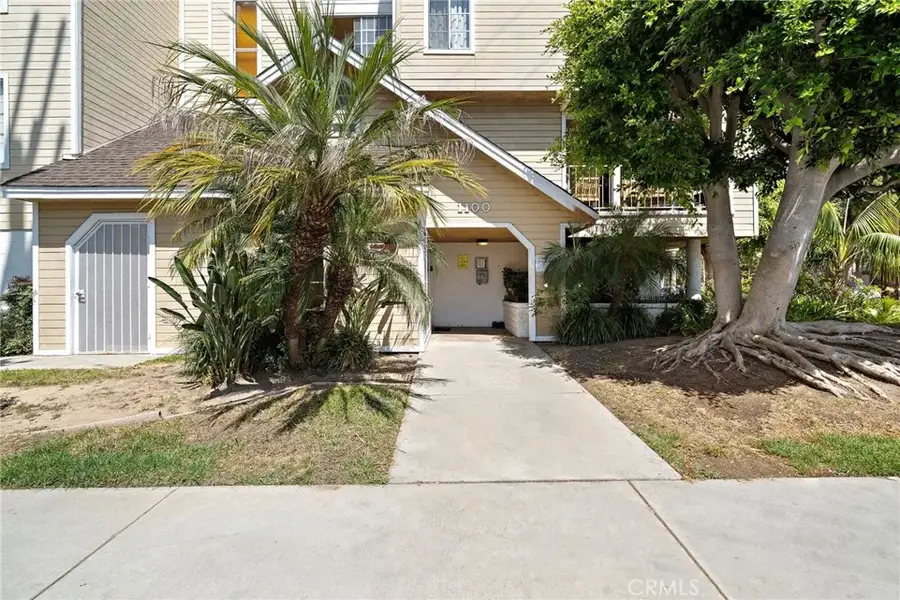 1100 Newport Avenue #404, Long Beach, CA 90804 - #2