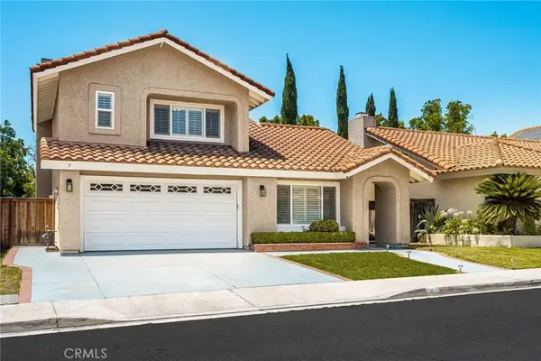 7 Temecula Court, Rancho Santa Margarita, CA 92688