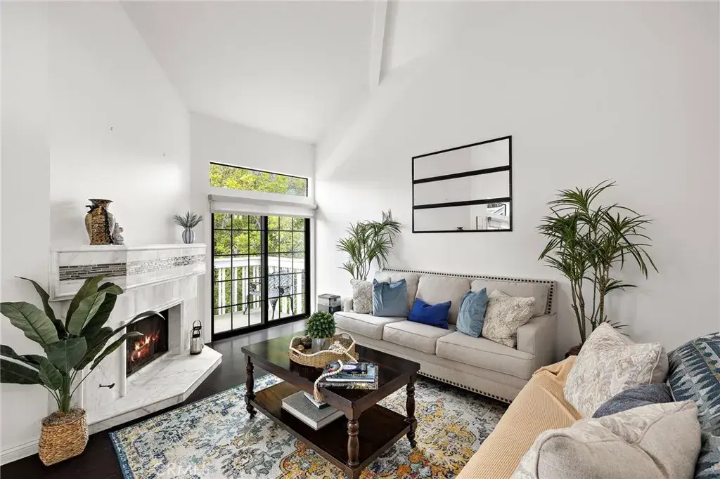 8206 Bridgepoint #206, Huntington Beach, CA 92646 - #1