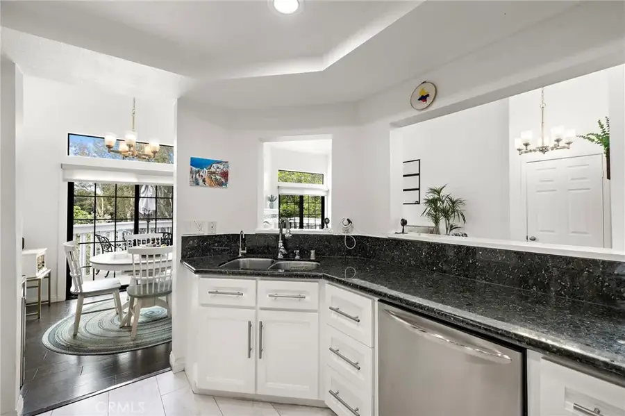 8206 Bridgepoint #206, Huntington Beach, CA 92646 - #3
