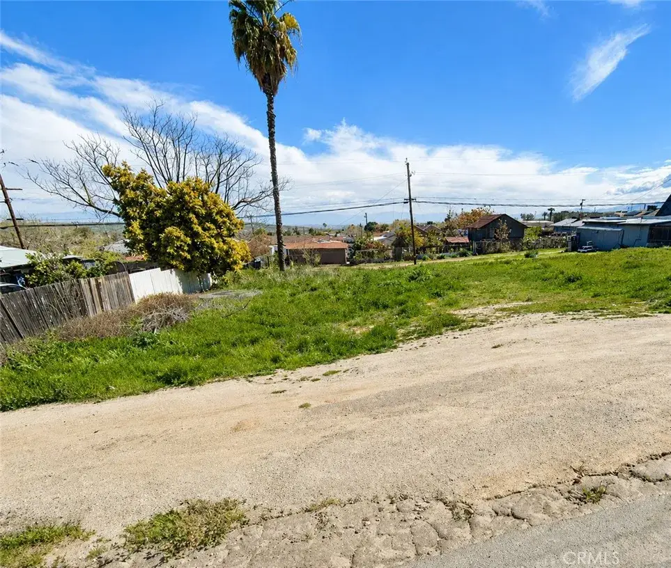 508 Lierly, Taft, CA 93268 - #1