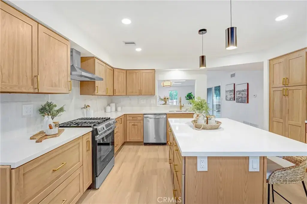 22323 Miranda Street, Woodland Hills, CA 91367 - #1