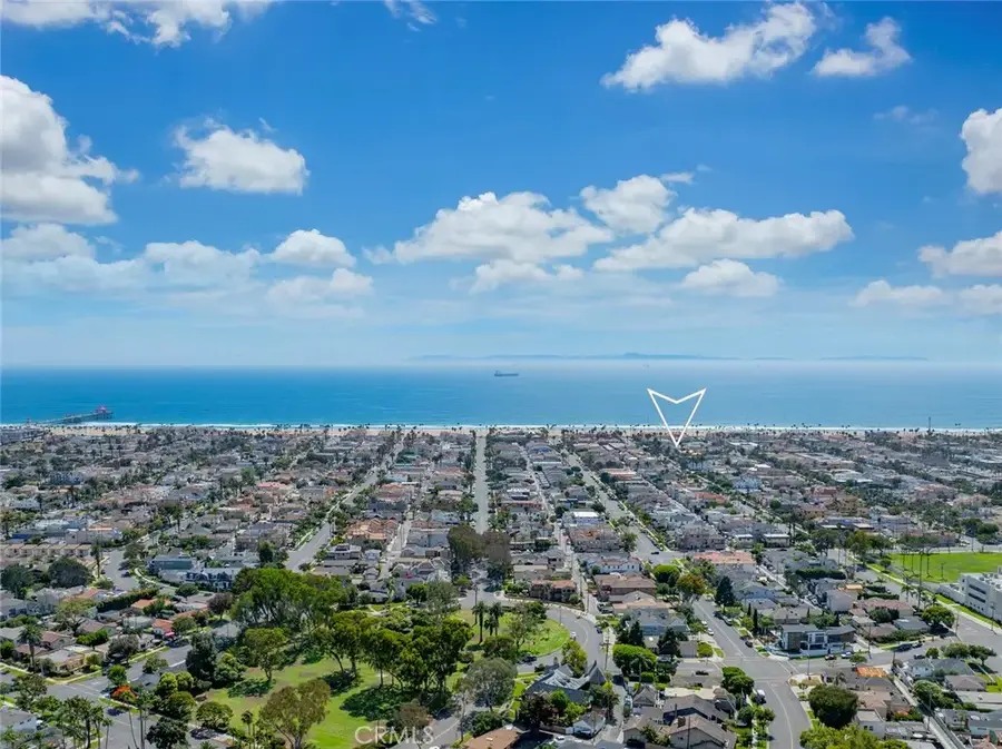 307 14th Street, Huntington Beach, CA 92648 - #3