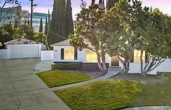 1052 W Palmyra, Orange, CA 92868
