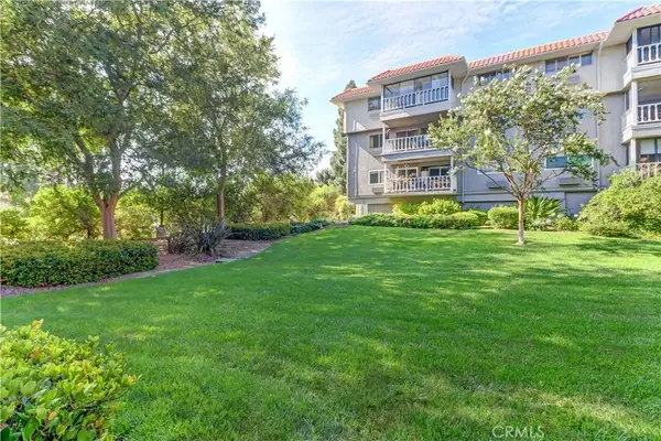 2404 Via Mariposa West #3D, Laguna Woods, CA 92637