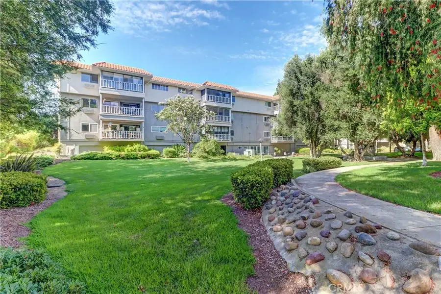 2404 Via Mariposa West #3D, Laguna Woods, CA 92637 - #2