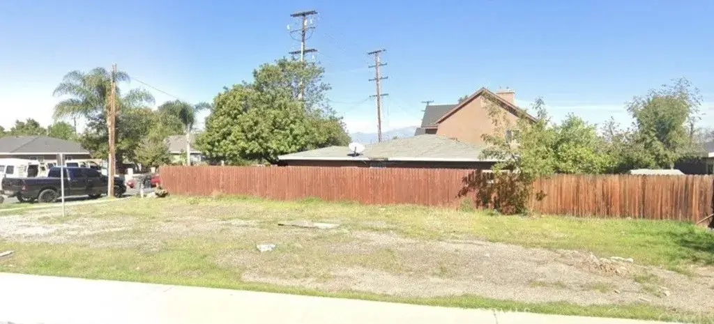 111 School, Corona, CA 92882 - #1