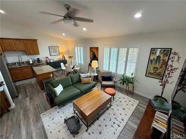 1637 E 5th Street #302, Long Beach, CA 90802