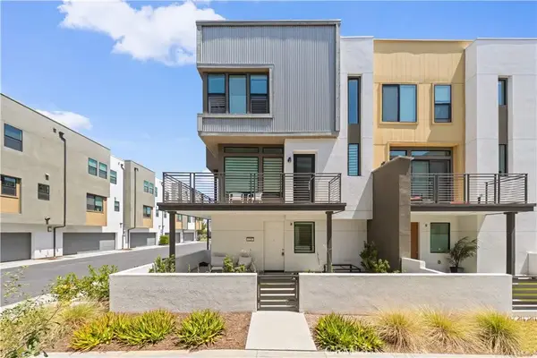 120 Sawbuck, Irvine, CA 92618