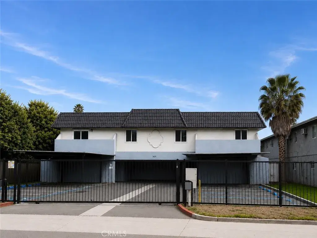 331 Washington, Escondido, CA 92025 - #1