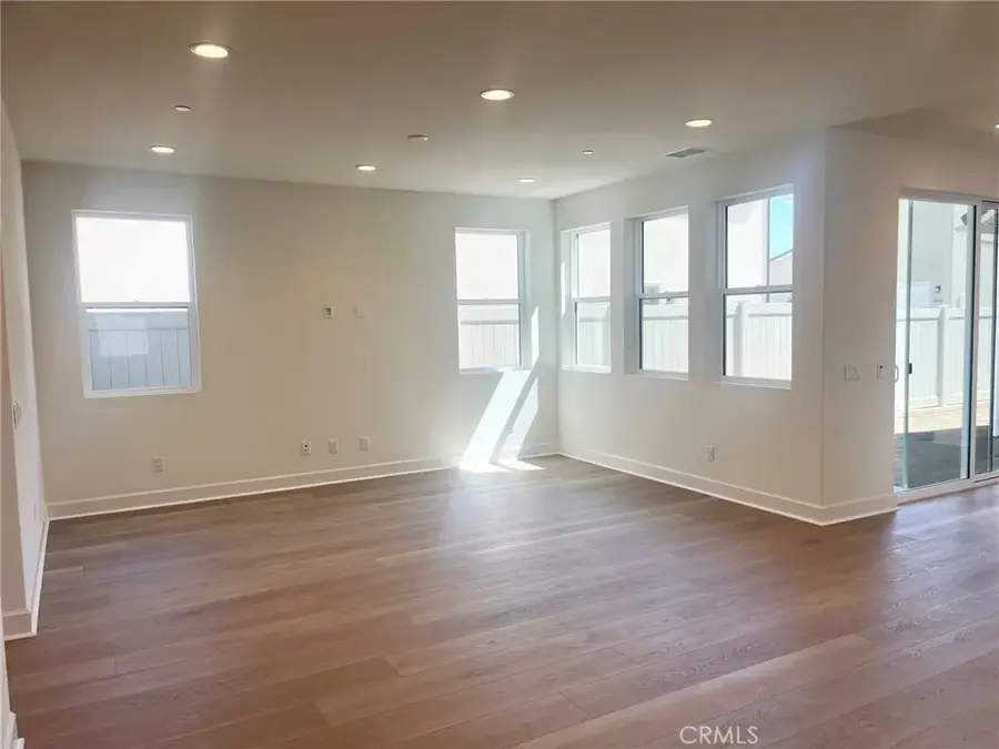 523 Tracy Place, San Buenaventura Ventura, CA 93004 - #3
