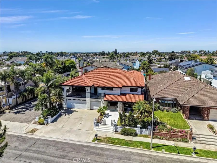 4701 Los Patos Avenue, Huntington Beach, CA 92649 - #3