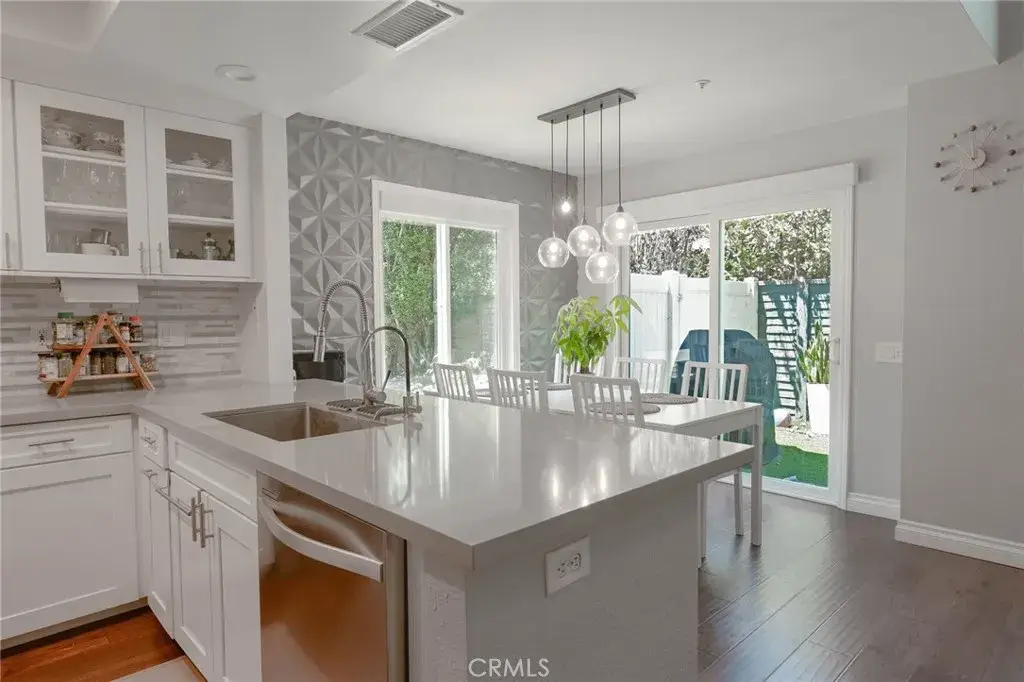 543 Victoria #M, Costa Mesa, CA 92627 - #1