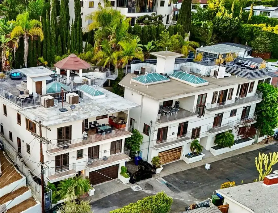 8827 Evanview, Los Angeles, CA 90069 - #3