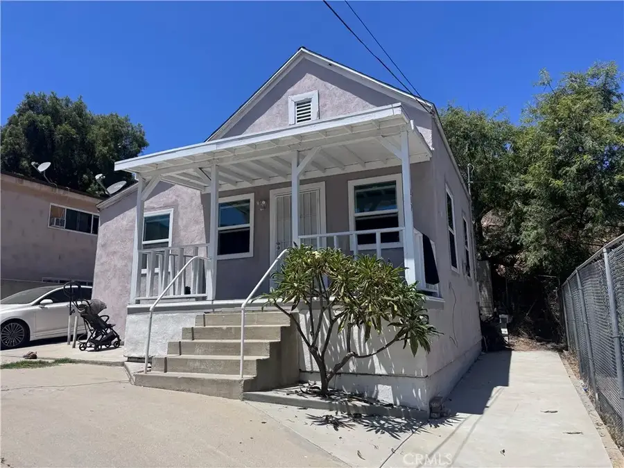 204 W Santa Cruz, San Pedro, CA 90731 - #2