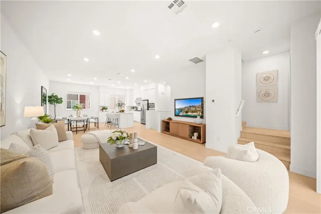 271 Lynx, Irvine, CA 92618 - #1