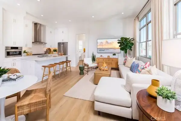 144 Sunnyside, Irvine, CA 92618