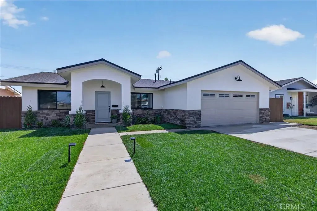 19352 Brookhurst, Huntington Beach, CA 92646 - #1