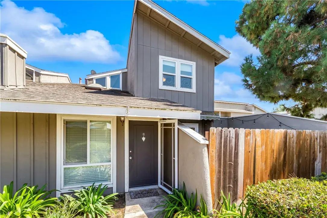 345 University #F6, Costa Mesa, CA 92627 - #1