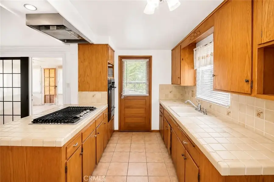 4213 W Roberts, Santa Ana, CA 92704 - #3