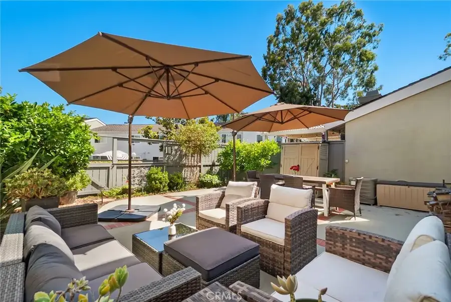 19532 Sandcastle, Huntington Beach, CA 92648 - #3