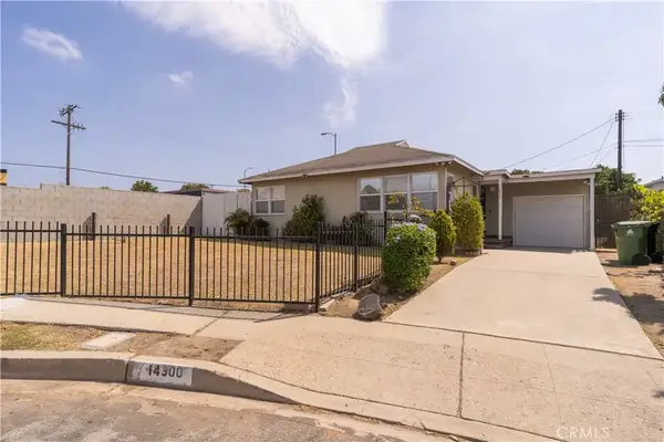 14300 S Ainsworth, Los Angeles, CA 90247