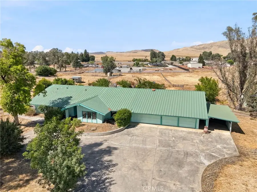 6388 E Appaloosa, Clovis, CA 93619 - #3