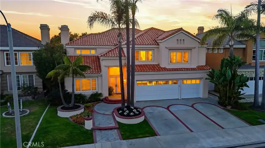 21171 Hillsdale Lane, Huntington Beach, CA 92646 - #3