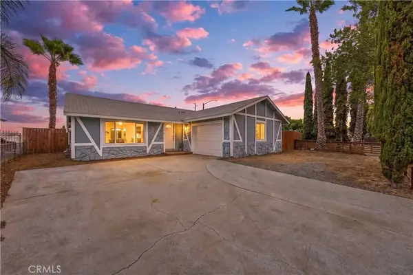 560 W Los Angeles Drive, Vista, CA 92083