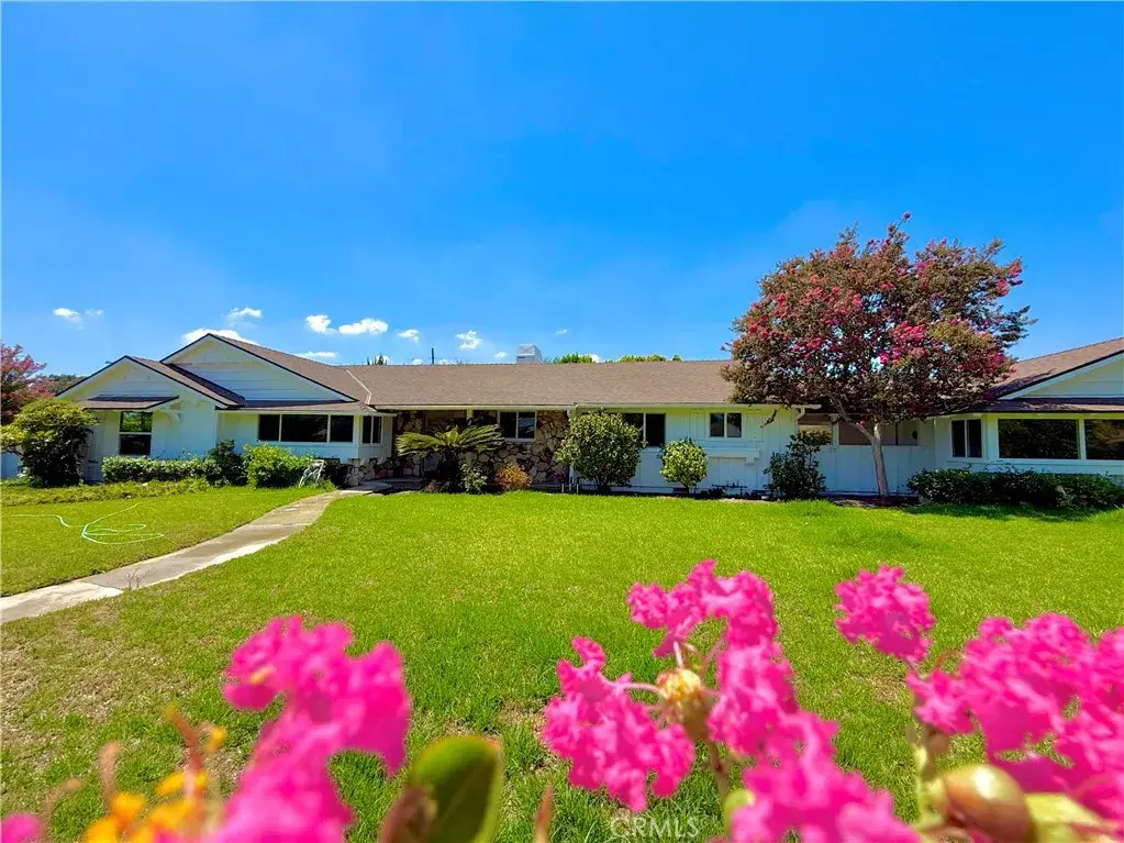 9537 Jellico Avenue, Northridge, CA 91325 - #1