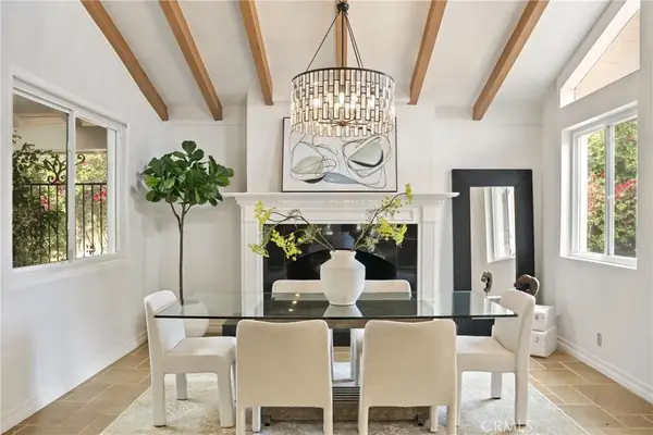3160 Sepulveda Blvd, Sherman Oaks, CA 91403