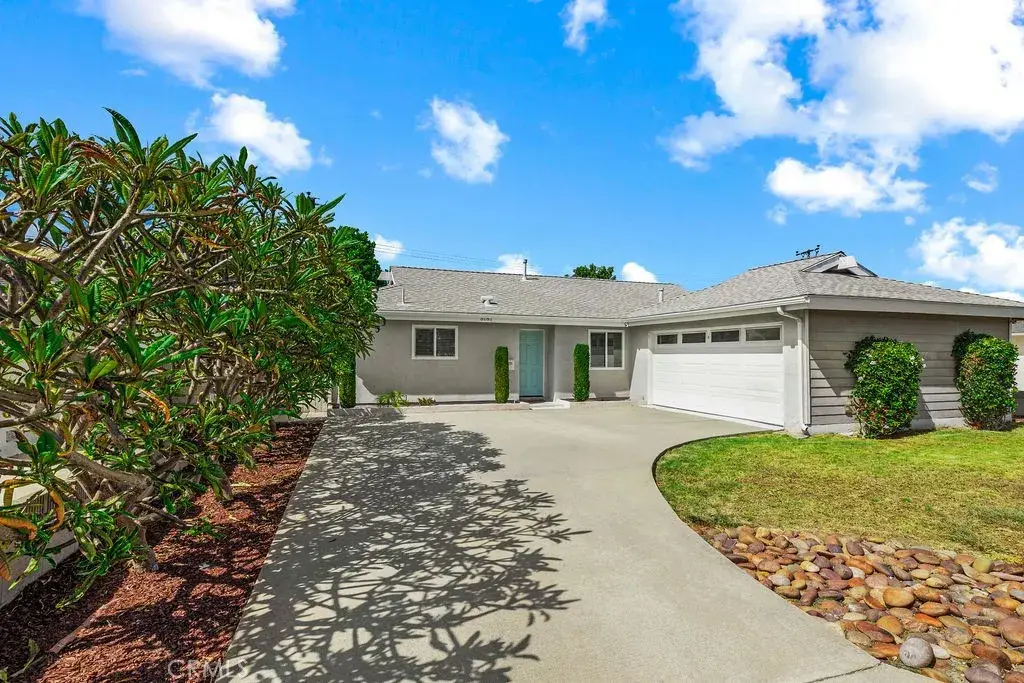 8181 Holland Drive, Huntington Beach, CA 92647 - #1