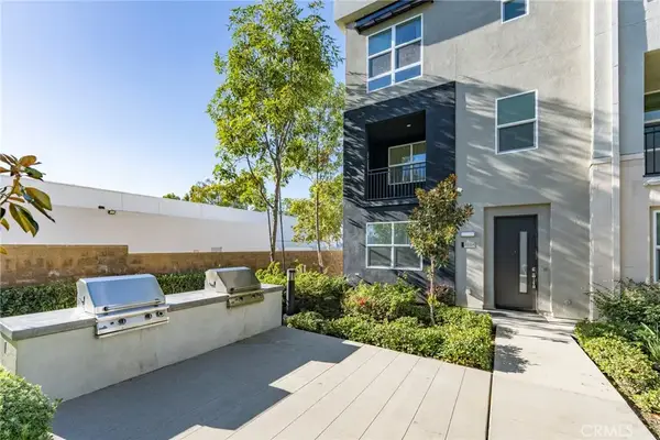 2234 Synergy, Irvine, CA 92614